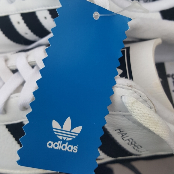 Adidas Originals Halfshell low top shoes - Picture 4 of 9